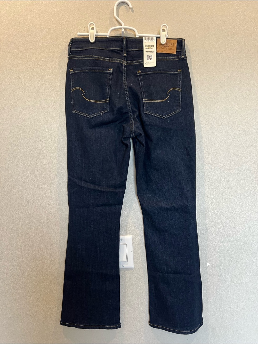 Signature by Levi Strauss Dark Blue Flare Jeans - Picture 2 of 4